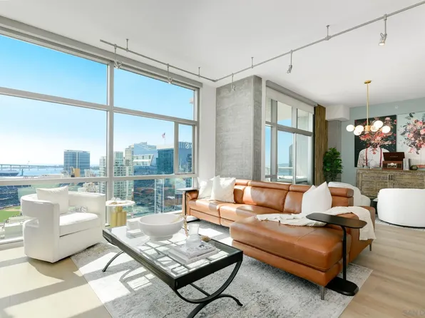 800 The Mark Ln Unit 2206, San Diego, CA 92101