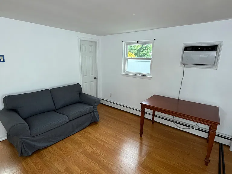 1390 America Ave #1 — Photo 2