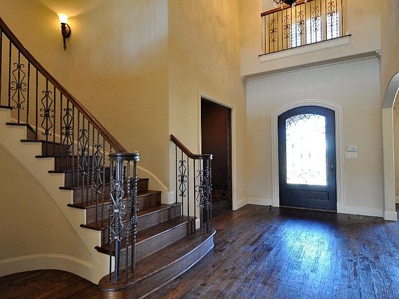 3rd image of 4543 Princess Caroline Ct