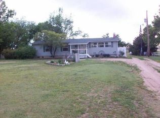 5917 N Rayl Rd, Buhler, KS 67522