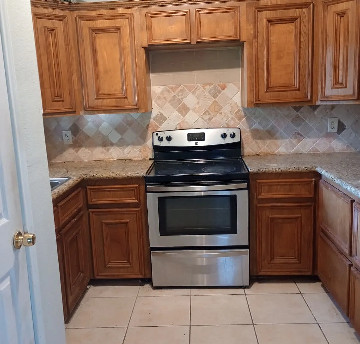 1 bed, 230 sqft, $650 — Photo 2