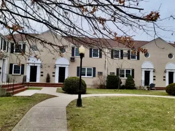 65-12 223rd Pl #A, Oakland Gardens, NY 11364