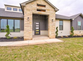 7330 Hawk Cir, Piedmont, OK 73078