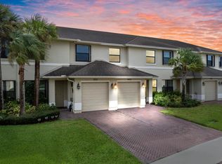 9908 E Villa Cir, Vero Beach, FL 32966
