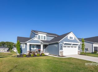 8906 Emerado Rd, Jenison, MI 49428