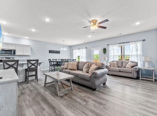 115 Bunker Dr #2, Reeds Spring, MO 65737