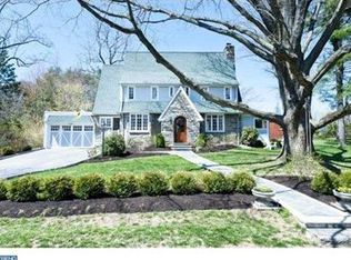 18 Fariston Rd, Wayne, PA 19087