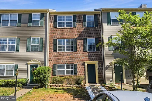 102 Regina Ln Photo 1