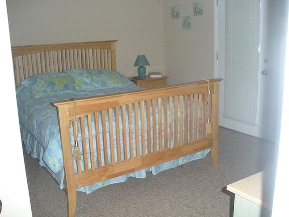 2nd Bedroom with a Lakeview and balcony