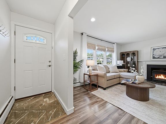 4th image of 506 Oak Street