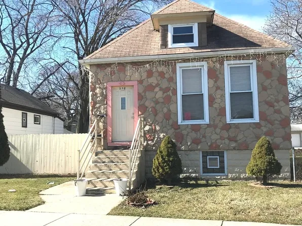332 27th Ave, Bellwood, IL 60104