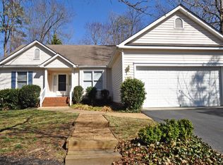 6617 Manor Gate Dr, Midlothian, VA 23112