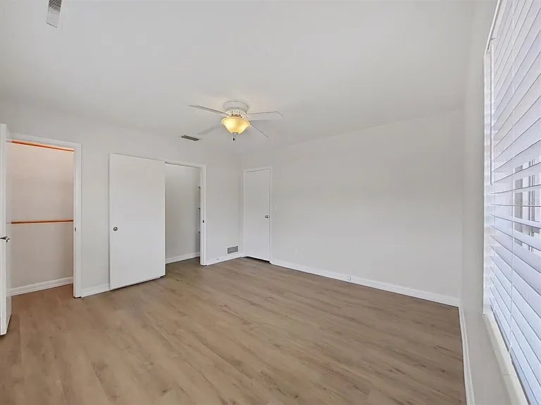 1701 Laurie Ln — Photo 15