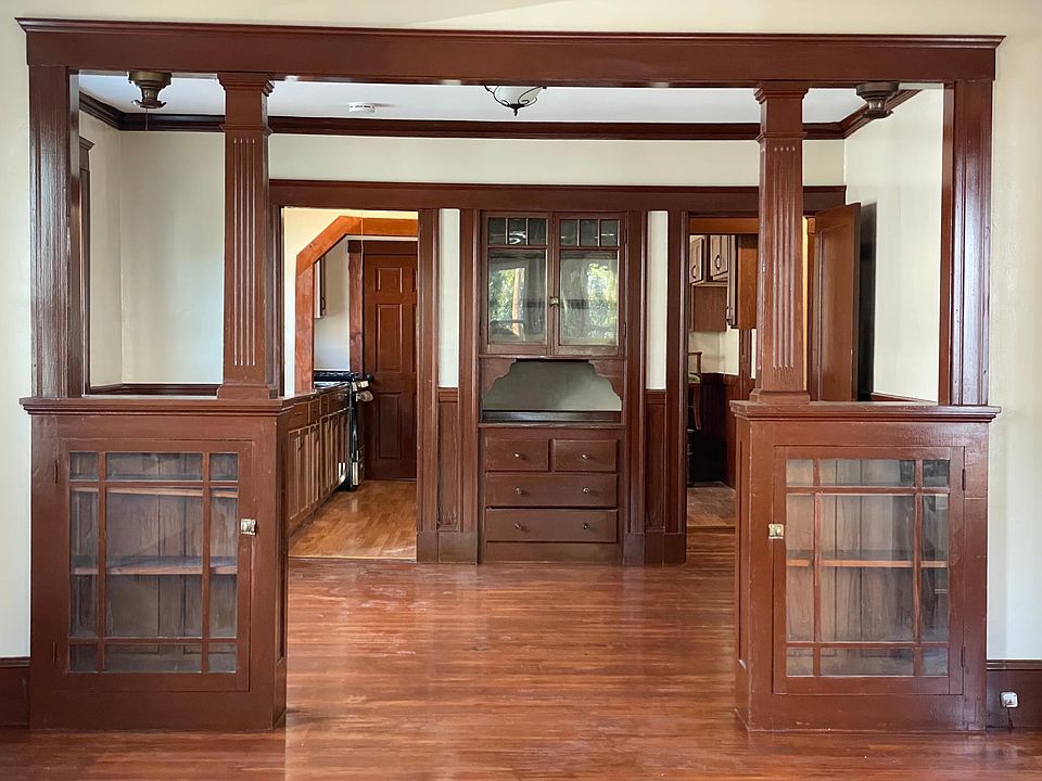 Beautiful build In cabinets