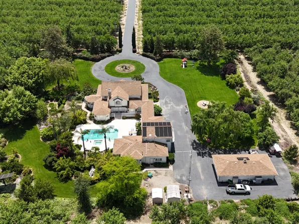 1415 Saint Francis Ave, Modesto, CA 95356