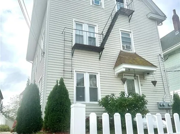 68 Baldwin St, Pawtucket, RI 02860