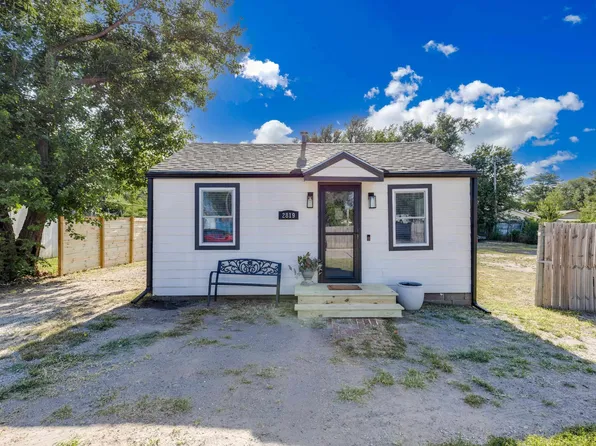 2819 N Park Pl, Wichita, KS 67204