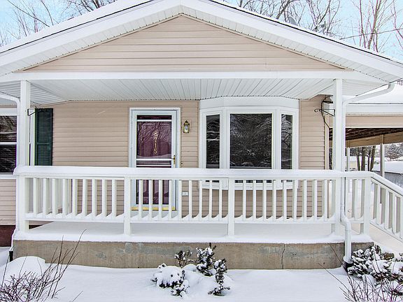 4th image of 8715 Windwood St