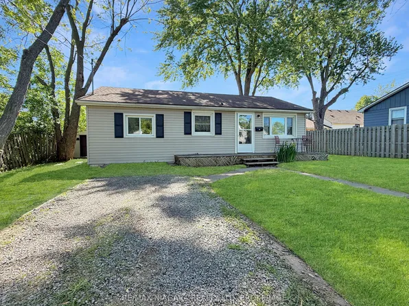 155 Douglas St, Fort Erie, ON L2A 3X1