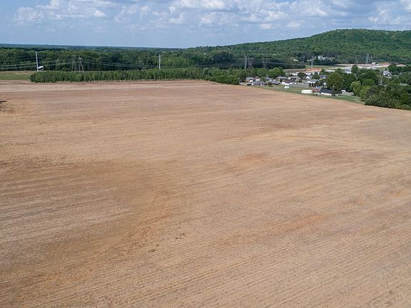 4th image of Nick Davis Rd
