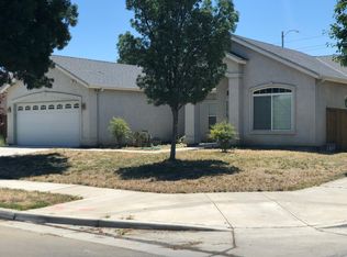 1691 Linden St, Lemoore, CA 93245
