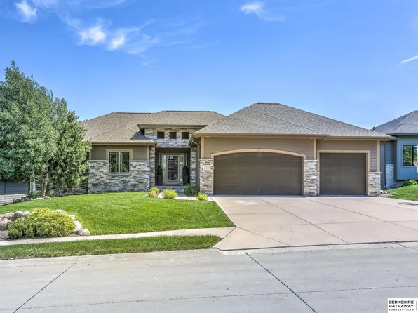3335 S 188th Ave, Omaha, NE 68130
