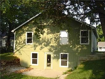 2nd image of 147 Allcutt Ave