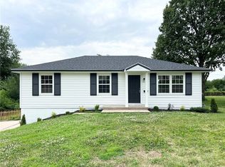 1208 N Atherton Rd, Independence, MO 64056