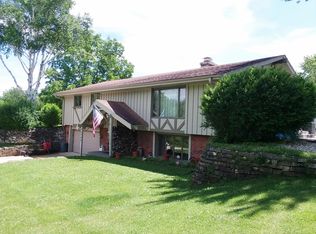 30745 Grand Dr, Waterford, WI 53185