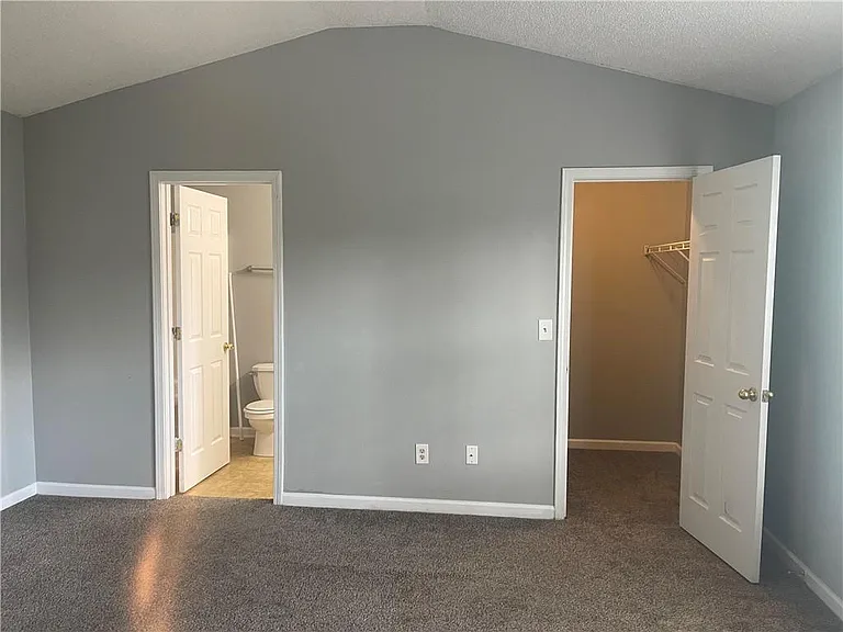 5322 Creekview Ln — Photo 6