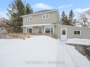 21 4th St, North Stormont, ON K0A1R0