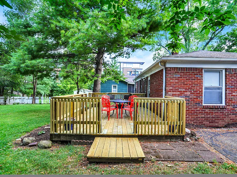 6548 Ferguson St — Photo 28