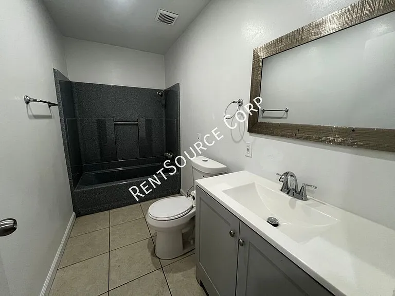 222 E Virginia Way — Photo 15
