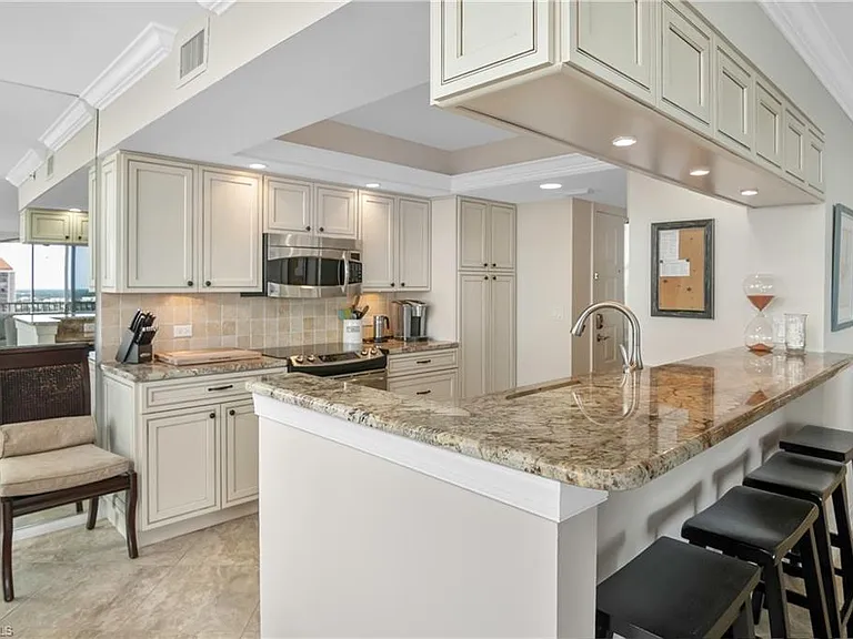 5550 Heron Point Dr #1804 — Photo 6