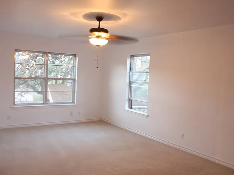 1316 Carol Ann Dr — Photo 8