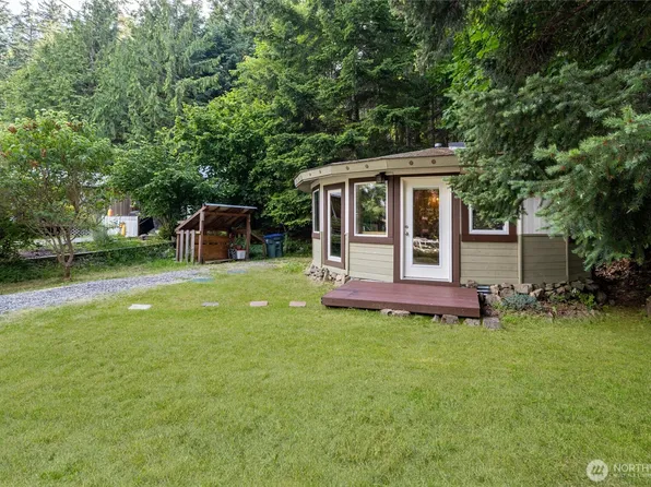1217 Jamison Street, Lummi Island, WA 98262