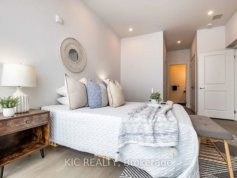 99 Louisa St #307 — Photo 20