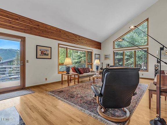4th image of 3244 American Saddler Dr