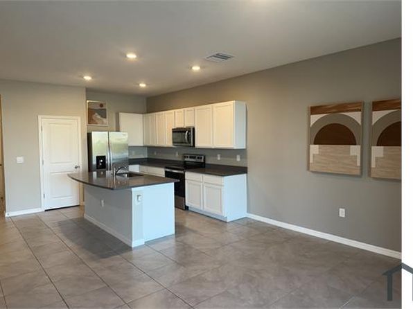 450 Mangrove Shade Cir