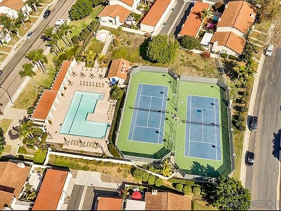 Pool and tennis courts 
