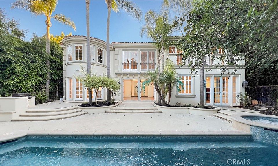 1st image of 710 N Rodeo Dr