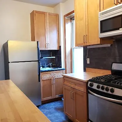 Rented by Brooklyn Real Inc | media 8