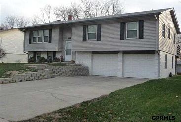 1st image of 3925 N 101st St