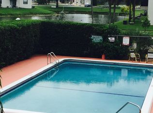 6 Pleasant Hill Ln, Fort Lauderdale, FL 33319