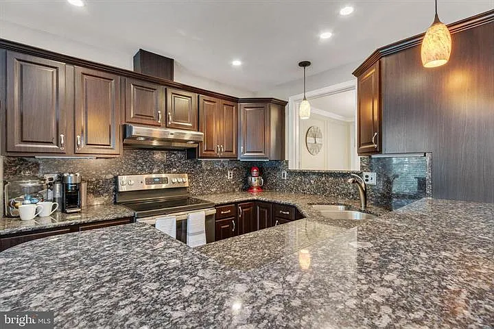 3956 Valley Ridge Dr — Photo 10
