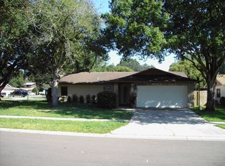 7911 Soaring Trail Ln, Tampa, FL 33615