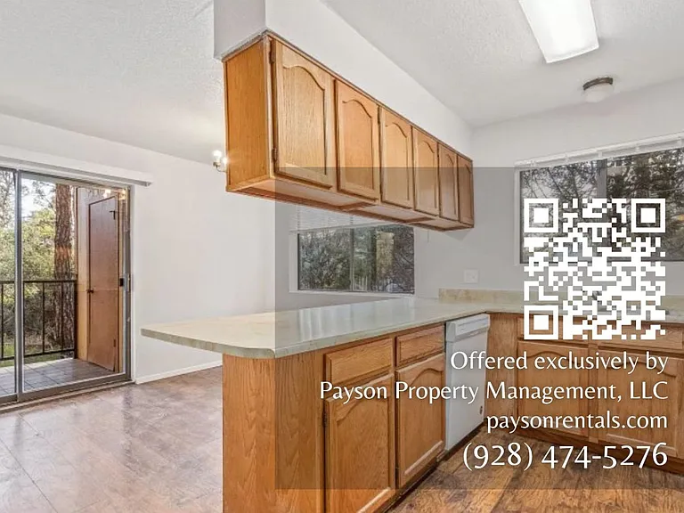 704 N Easy St #4 — Photo 7