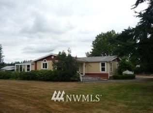 15926 Vail Loop SE, Rainier, WA 98576