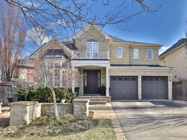 2121 Wildfel Way, Oakville, ON L6M 0E4
