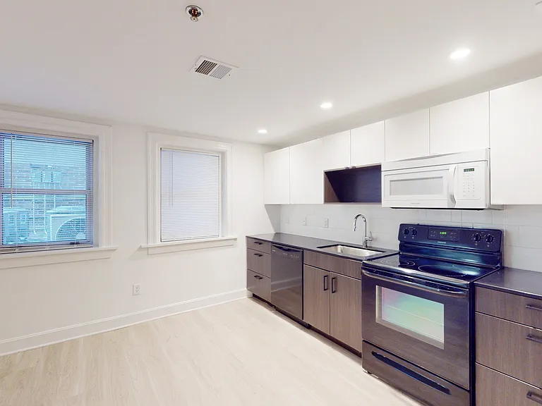 Dining/Living room